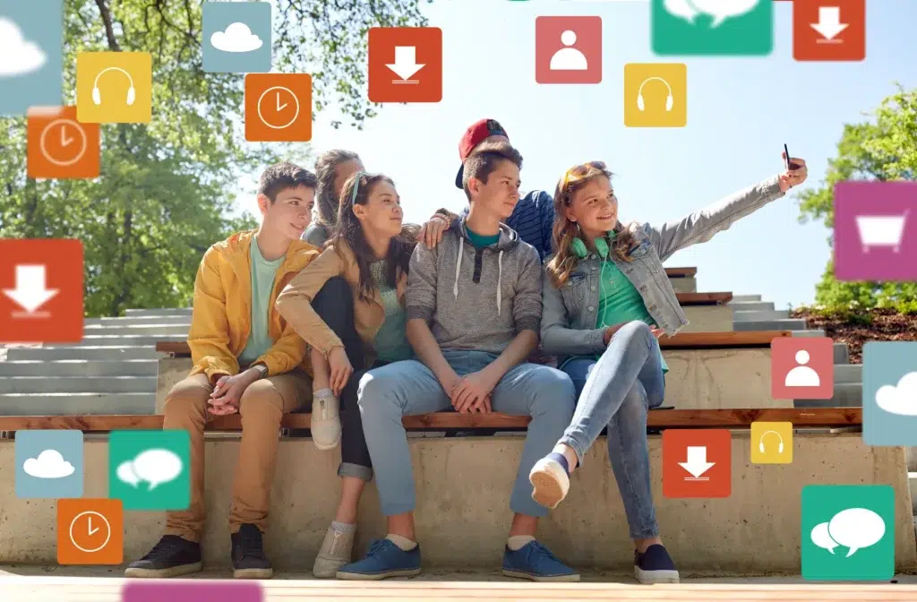 réseaux sociaux adolescents
