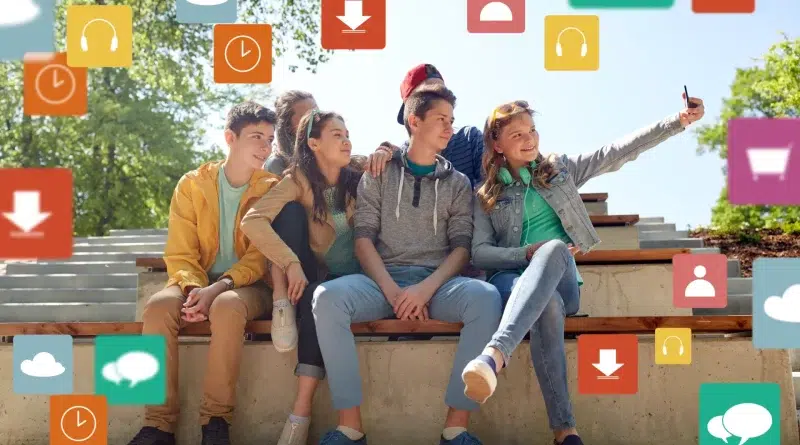 réseaux sociaux adolescents